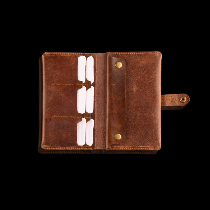 Slot & Snap Wallet